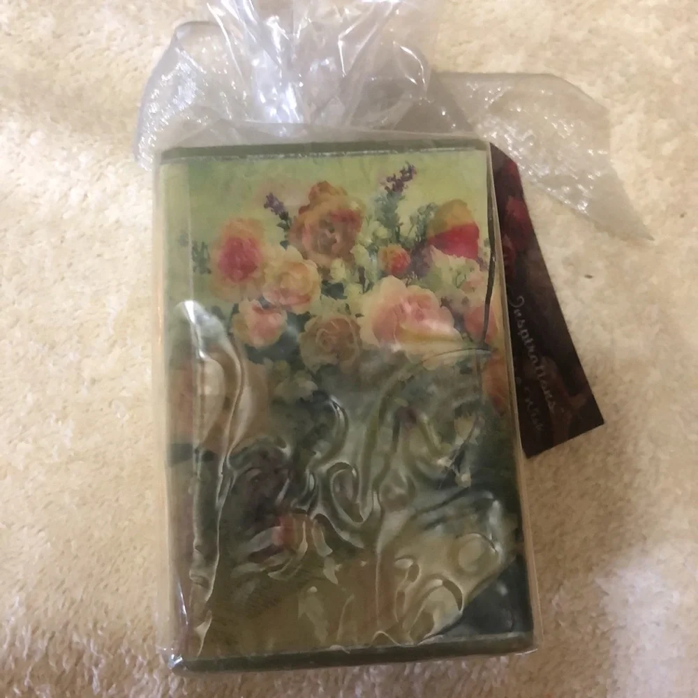 New Hope Greetings Grandmother Cinnamon Candle 3.5”x2.5”